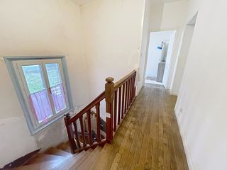  Immeuble � vendre 238 m�