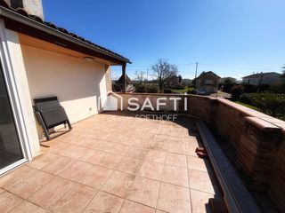  Maison � vendre 7 pi�ces 220 m�