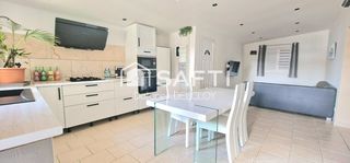  Immeuble � vendre 205 m�