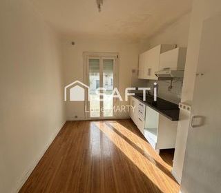  Immeuble � vendre 483 m�