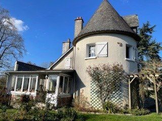  Maison � vendre 10 pi�ces 240 m�