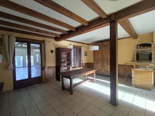  Maison � vendre 8 pi�ces 215 m�