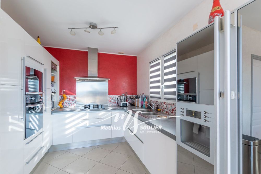 � vendre  Maison Vitrolles (13127)