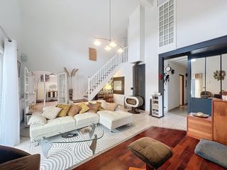  Maison � vendre 6 pi�ces 210 m�