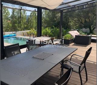  Maison � vendre 11 pi�ces 313 m�