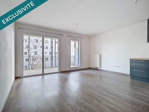  T2 avec grand balcon et parking - Mairie de Mons Appartement - 2 pi�ce(s) - 47 m�