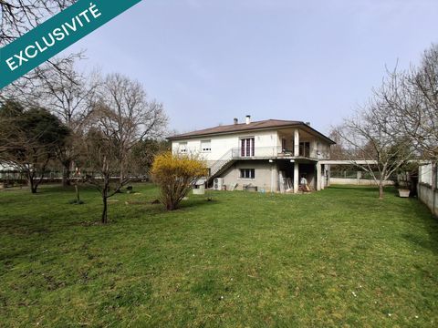   Maison familiale 180m2, 6 chambres sur parcelle 3000m2. Maison - 8 pi�ce(s) - 180 m�