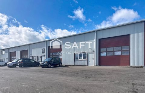   Vente locaux professionnels et maison d'habitation Maison - 6 pi�ce(s) - 1635 m�