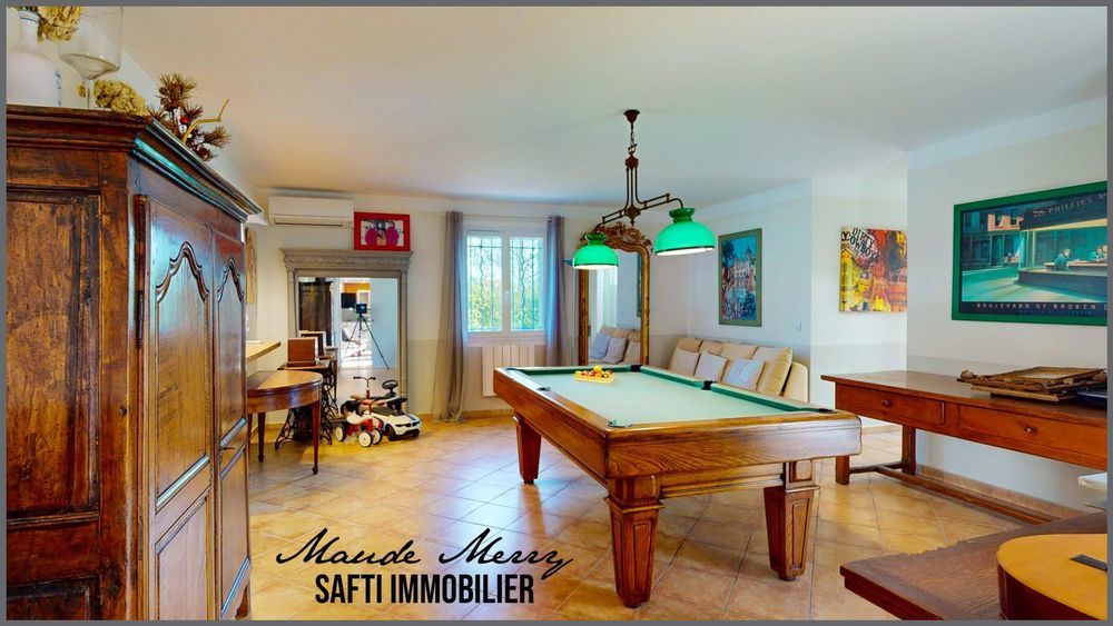 � vendre  Maison N�oules (83136)