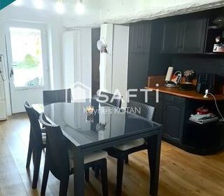 Maison � vendre 5 pi�ces 200 m�