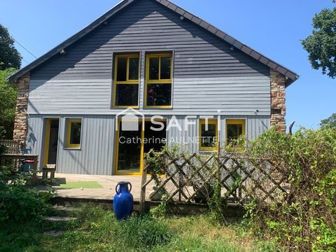   Belle b�tisse de caract�re, 158 m�, 6 pi�ces Maison - 6 pi�ce(s) - 158 m�