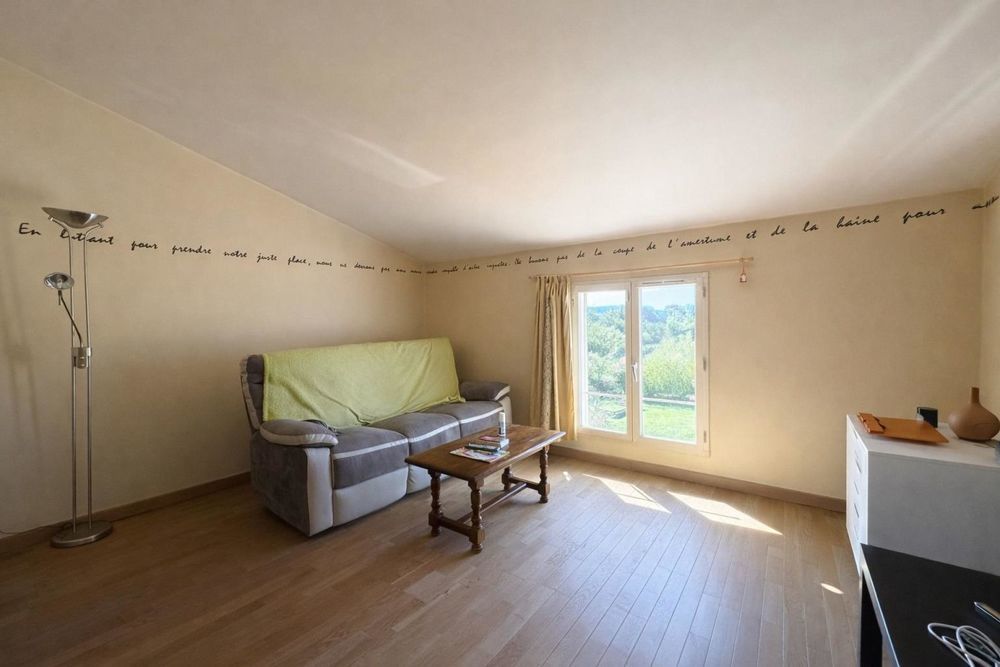 � vendre  Maison Cucuron (84160)