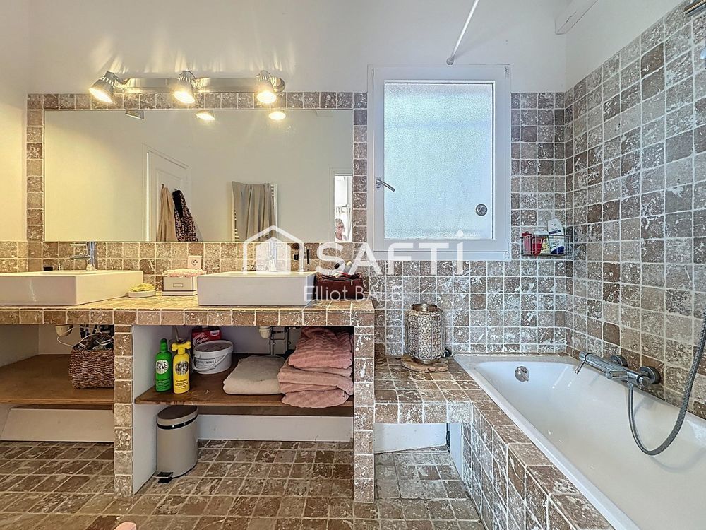 � vendre  Maison Grimaud (83310)