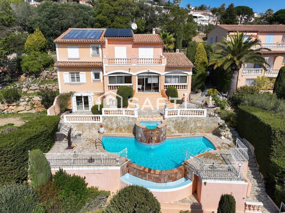 � vendre  Maison Les Issambres (83380)