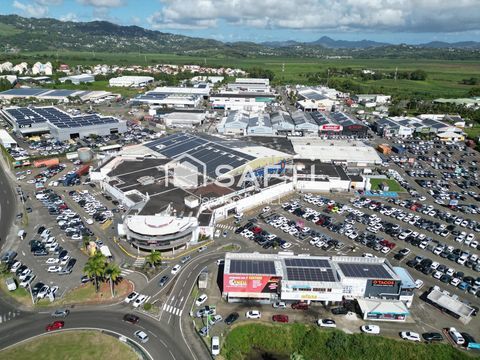 Zone leader Martinique, emplacement commercial majeur 741M2 1555000 97232 Le lamentin