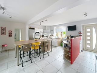  Maison � vendre 10 pi�ces 300 m�