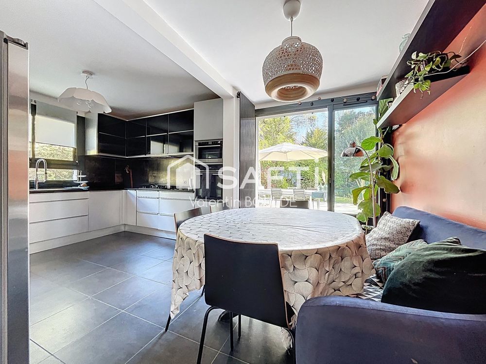 � vendre  Maison Latresne (33360)