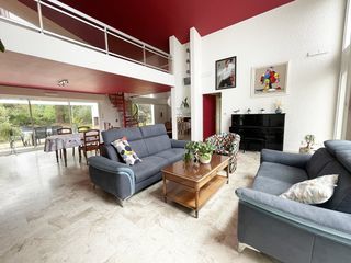  Maison � vendre 6 pi�ces 213 m�