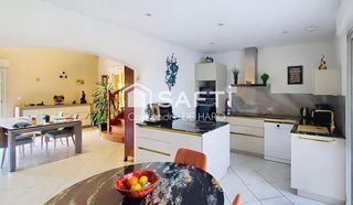  Maison � vendre 8 pi�ces 225 m�