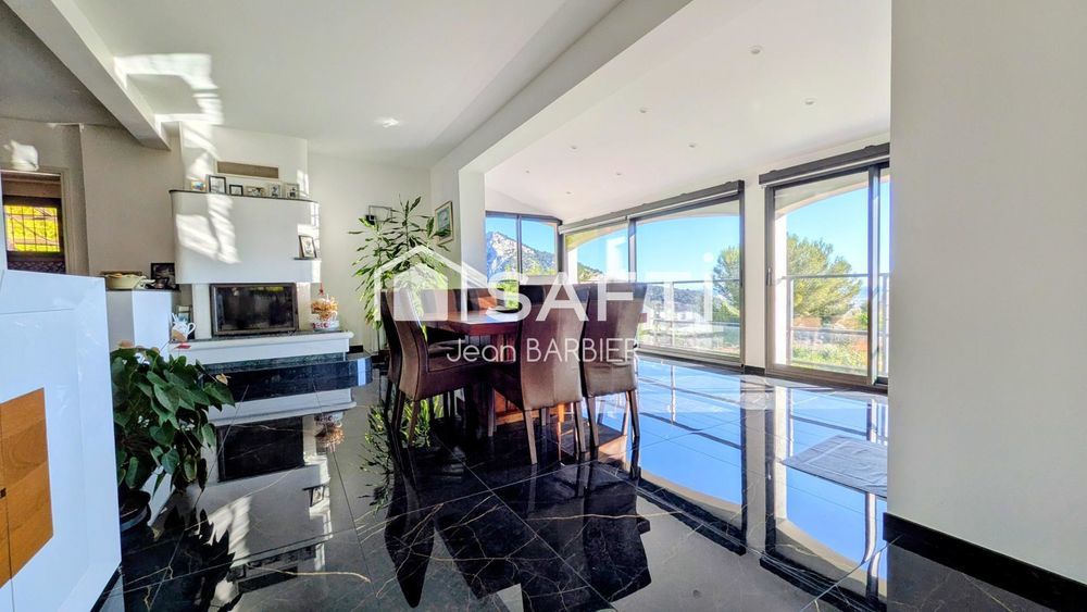 � vendre  Maison Toulon (83200)