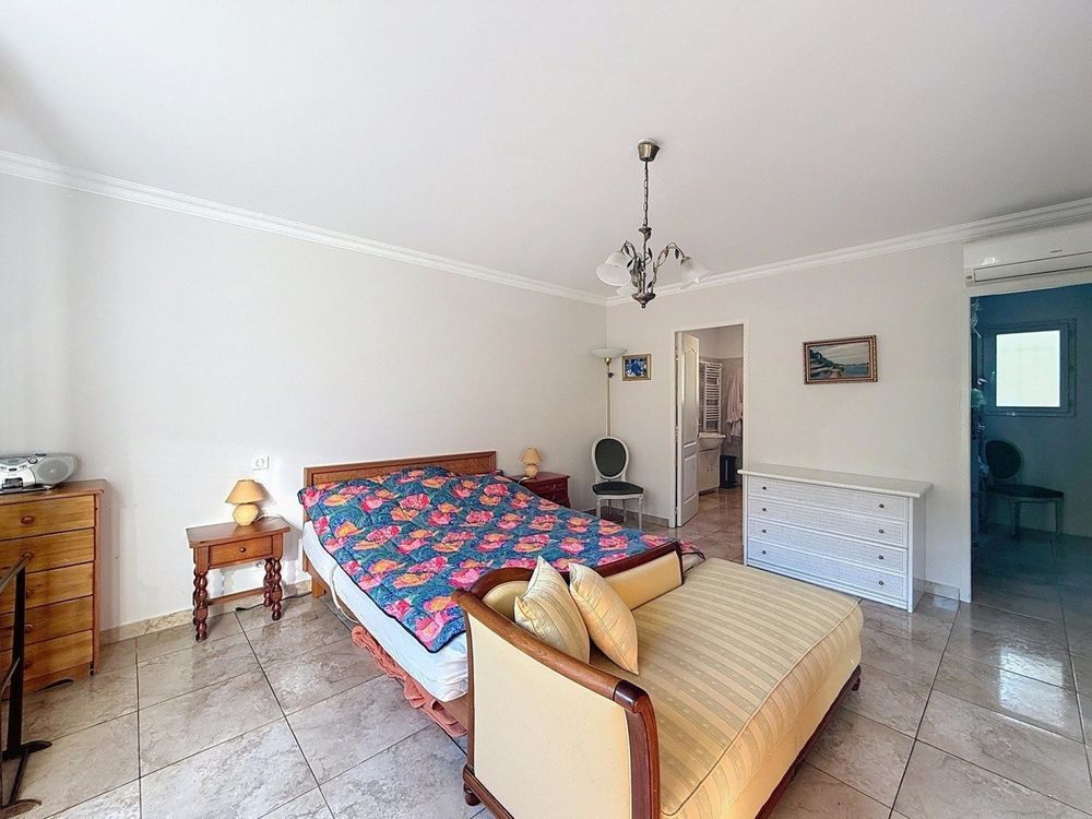 � vendre  Maison Saint-Rapha�l (83700)