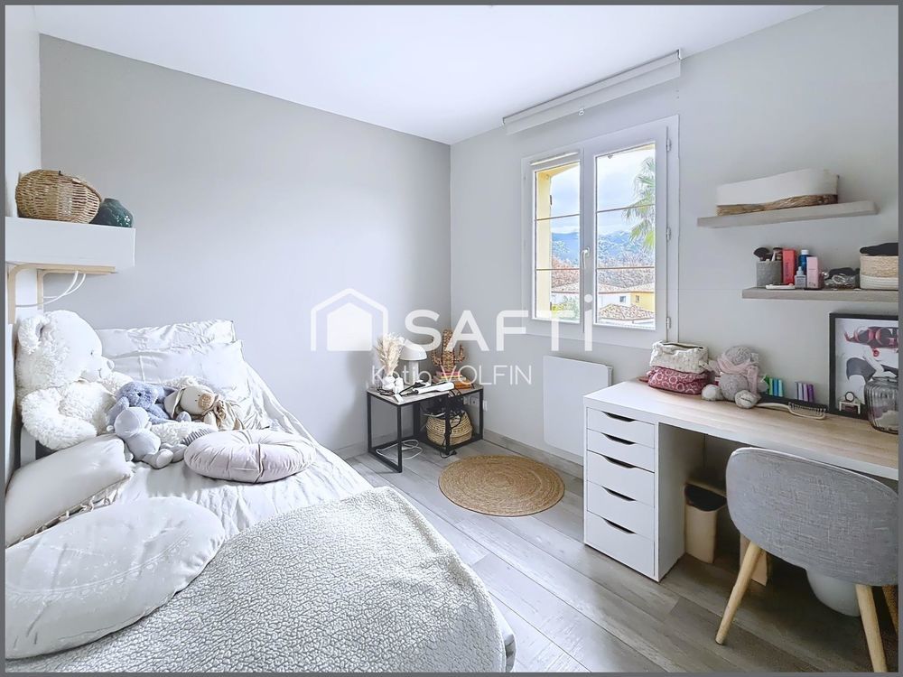 � vendre  Maison Aubagne (13400)