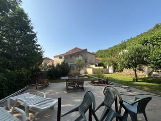  Maison � vendre 10 pi�ces 237 m�