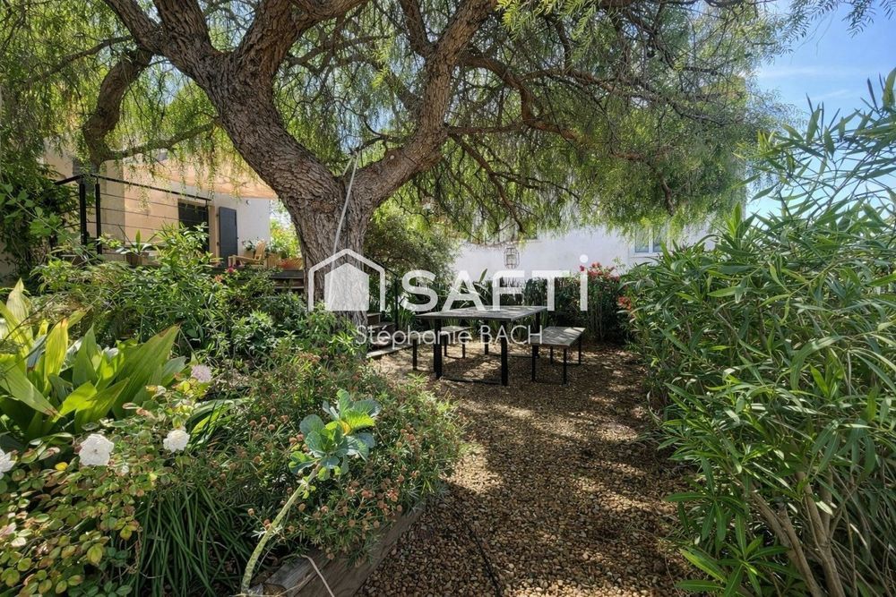 � vendre  Maison Saint-Cyr-sur-Mer (83270)