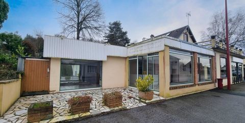 Local commercial 100m&sup2; 56000 61270 Aube