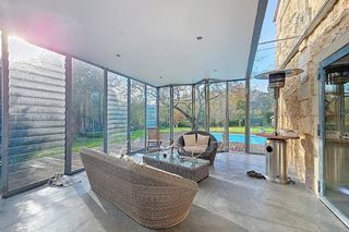  Maison � vendre 10 pi�ces 309 m�