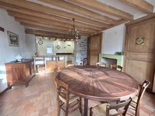  Maison � vendre 12 pi�ces 303 m�