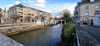  Immeuble � vendre 240 m�