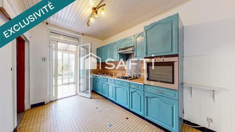   Proche de toutes commodit�s, gare SNCF � 2 mn � pied, axe autoroutier � 15mn... Maison - 7 pi�ce(s) - 160 m�