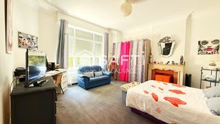  Immeuble � vendre 517 m�