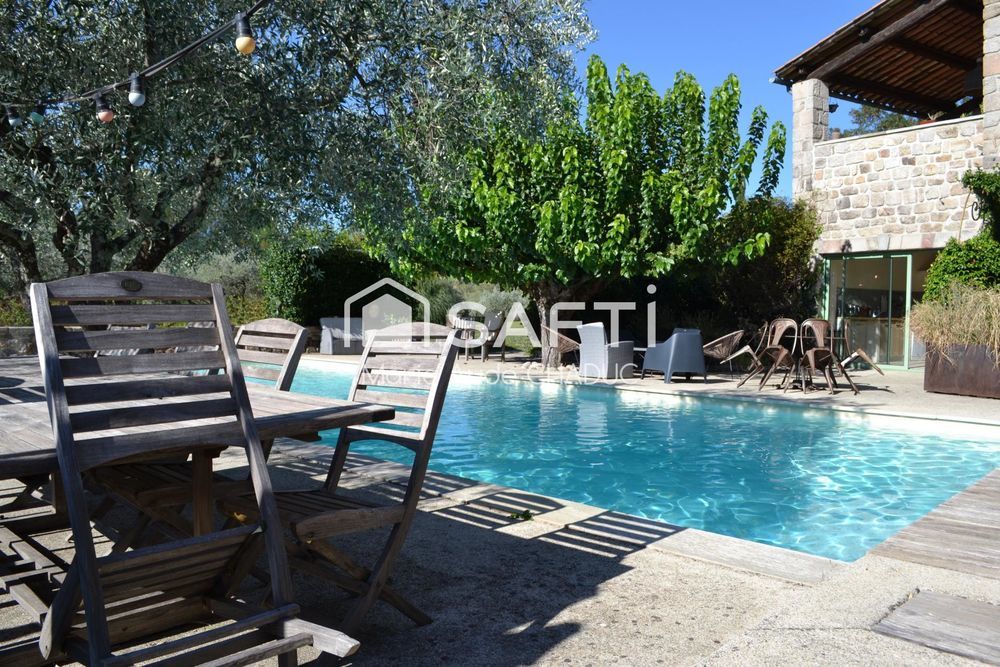 � vendre  Maison Payzac (07230)