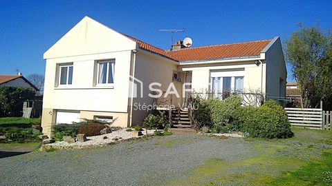   Maison d'habitation de 120 M2 � St Christophe du Bois dans un environnement calme et � l'abri des regards et � proximit� des com Maison - 7 pi�ce(s) - 120 m�