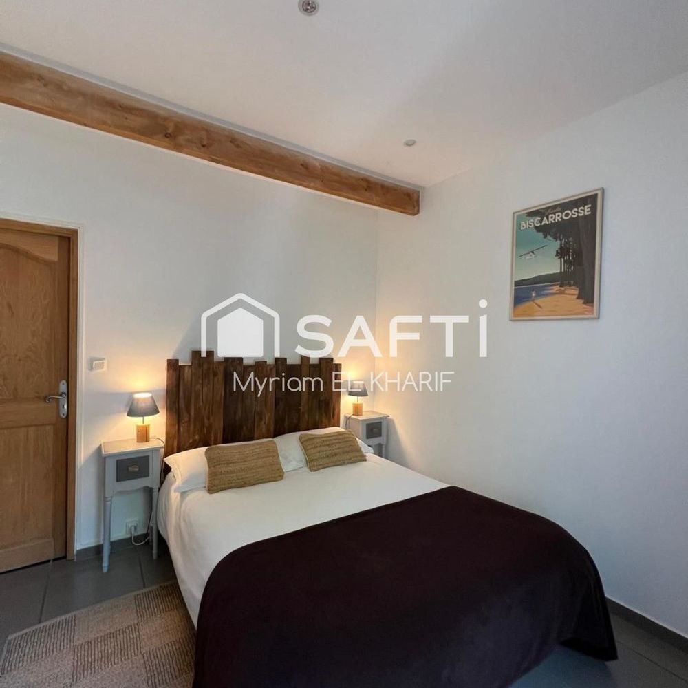 � vendre  Maison Gastes (40160)