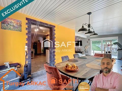   Maison spacieuse avec jardin clos, piscine et terrasse, � Saint-Victor-de-Cessieu Maison - 6 pi�ce(s) - 134 m�