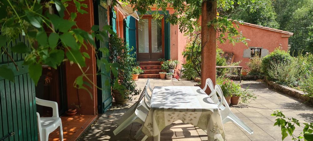 � vendre  Maison Saint-Laurent-de-Cerdans (66260)