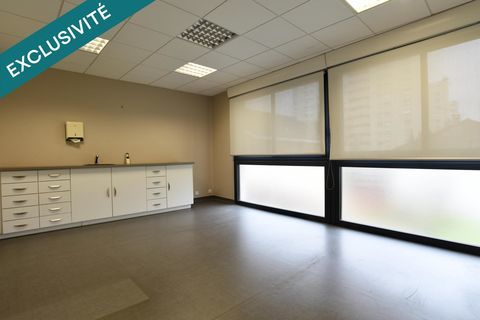 Ancien cabinet m&eacute;dical 499000 25000 Besancon