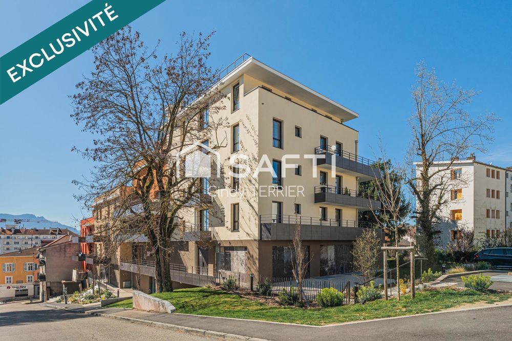 � vendre  Appartement Voiron (38500)