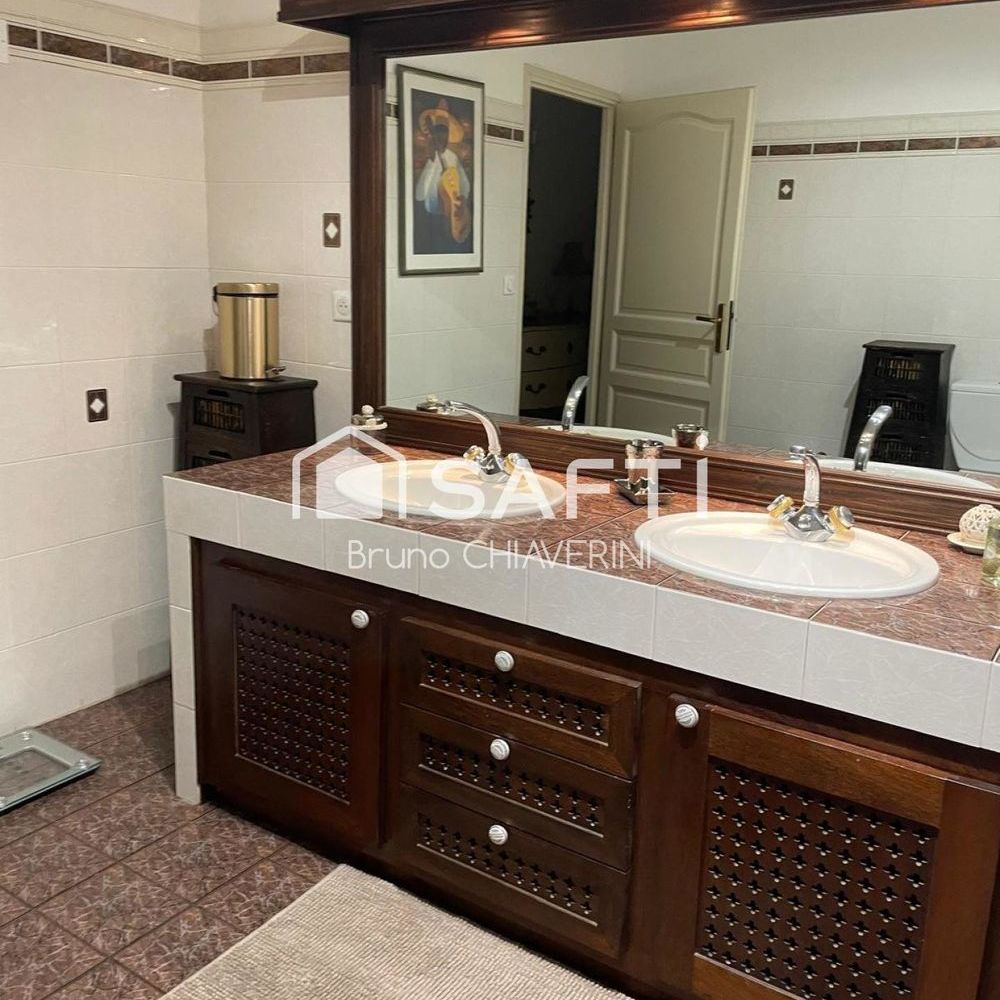 � vendre  Maison Afa (20167)