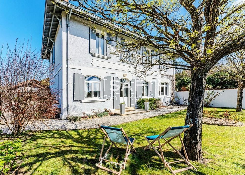 � vendre  Maison Gastes (40160)