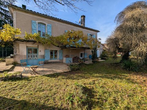   Charmante maison en pierre � Cazals avec son jardin. Maison - 5 pi�ce(s) - 152 m�