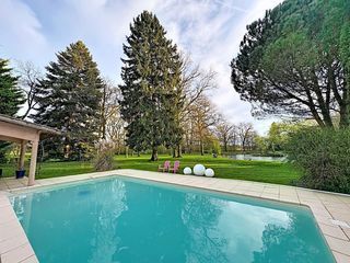  Maison � vendre 6 pi�ces 213 m�