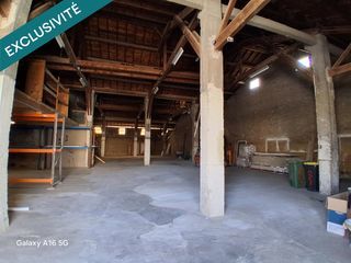  Immeuble � vendre 870 m�