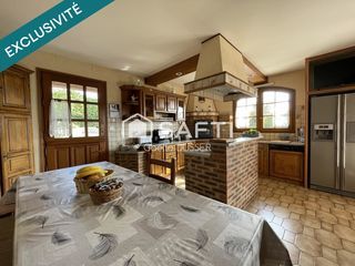  Maison � vendre 8 pi�ces 234 m�