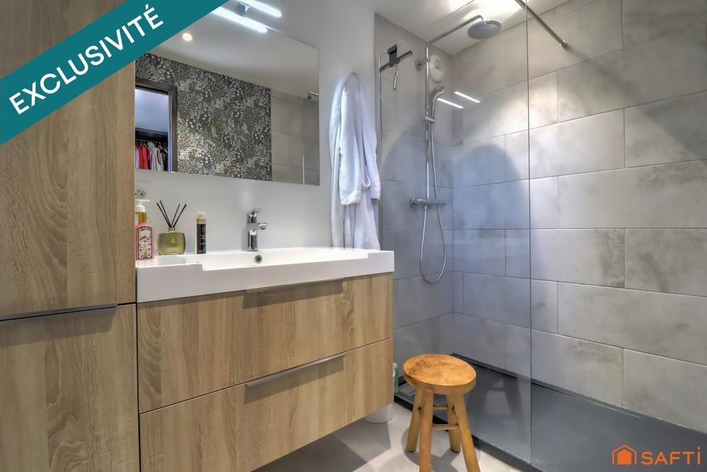 � vendre  Maison Vienne (38200)