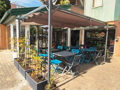 Murs + Fonds de Commerce � C�ur de Sanguinet 40460 256668 40460 Sanguinet