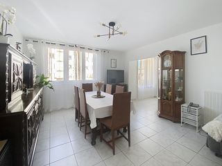  Appartement � vendre 5 pi�ces 82 m�